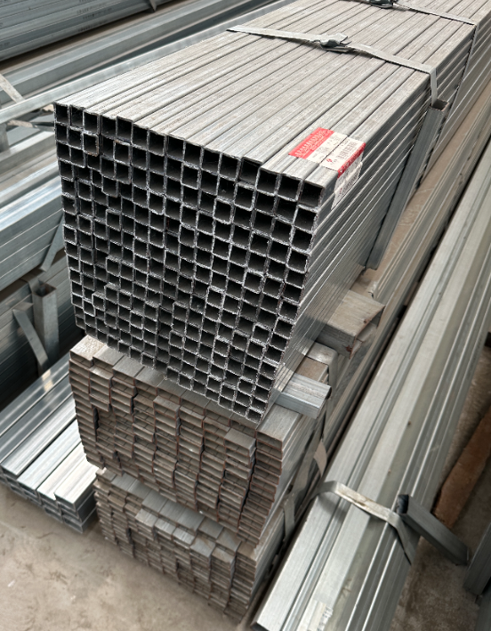 秦皇岛现货供应30*50*2镀锌方管50*80*3.0 20*20*1.5 20*40*2.0规格齐全
